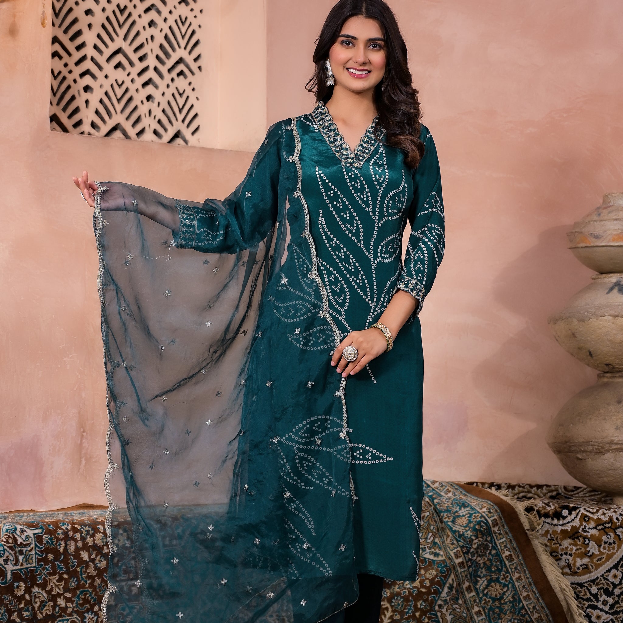 Bandini Bliss: Pure Silk Crepe Dupatta Set Green